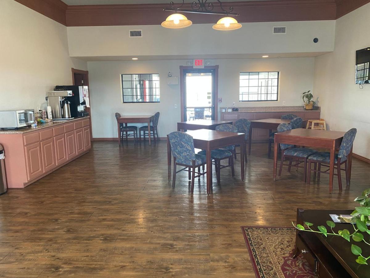 Southern Inns And Suites Now Offering Rv Spaces For Rent Yorktown Exterior foto